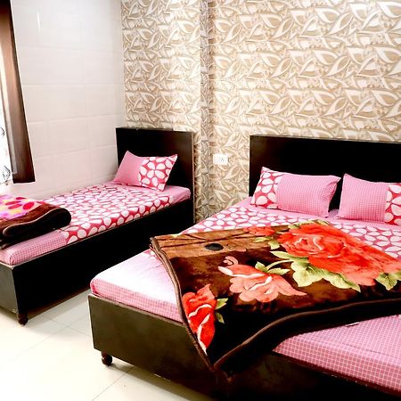 Asha Bnb Amritsar Esterno foto