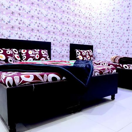 Asha Bnb Amritsar Esterno foto
